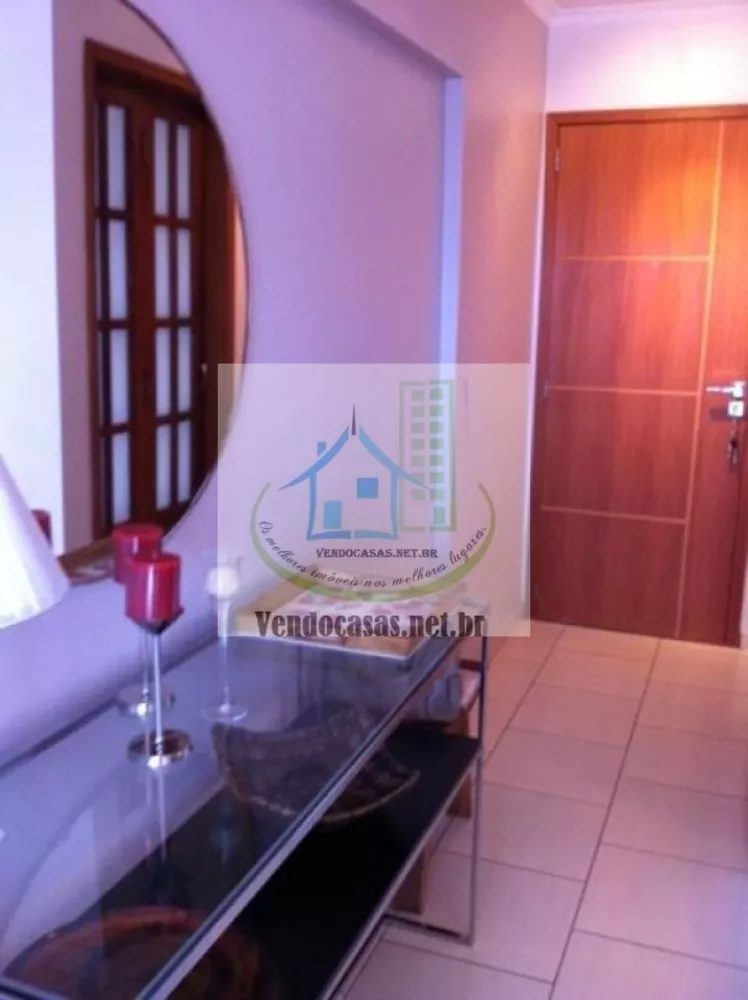 Apartamento à venda com 2 quartos, 70m² - Foto 1