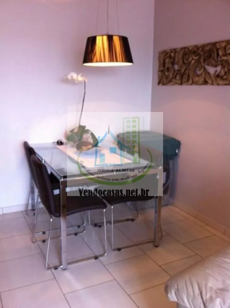 Apartamento à venda com 2 quartos, 70m² - Foto 2