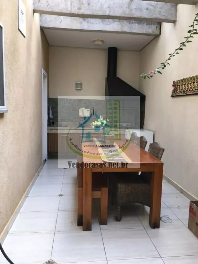 Casa de Condomínio à venda com 4 quartos, 380m² - Foto 1