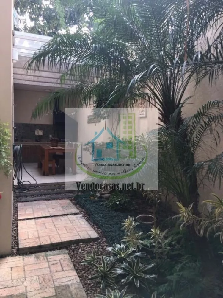 Casa de Condomínio à venda com 4 quartos, 380m² - Foto 4