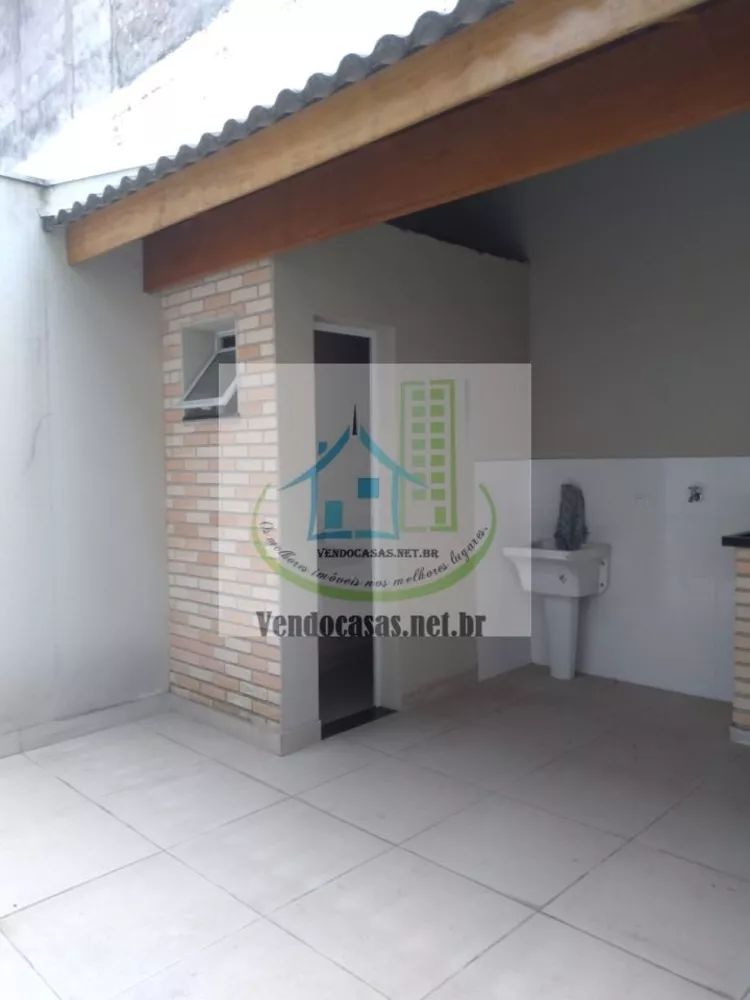 Casa à venda com 4 quartos, 170m² - Foto 4