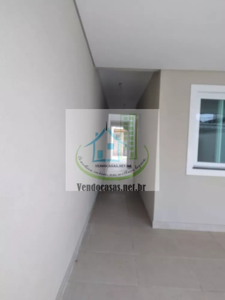 Casa à venda com 4 quartos, 170m² - Foto 1