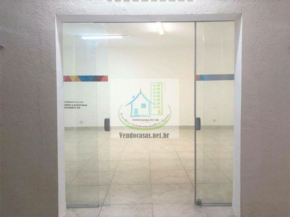 Casa à venda com 3 quartos, 250m² - Foto 8
