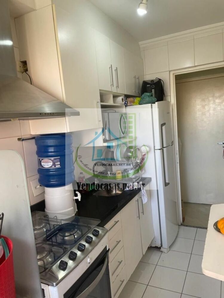 Apartamento à venda com 2 quartos, 47m² - Foto 4