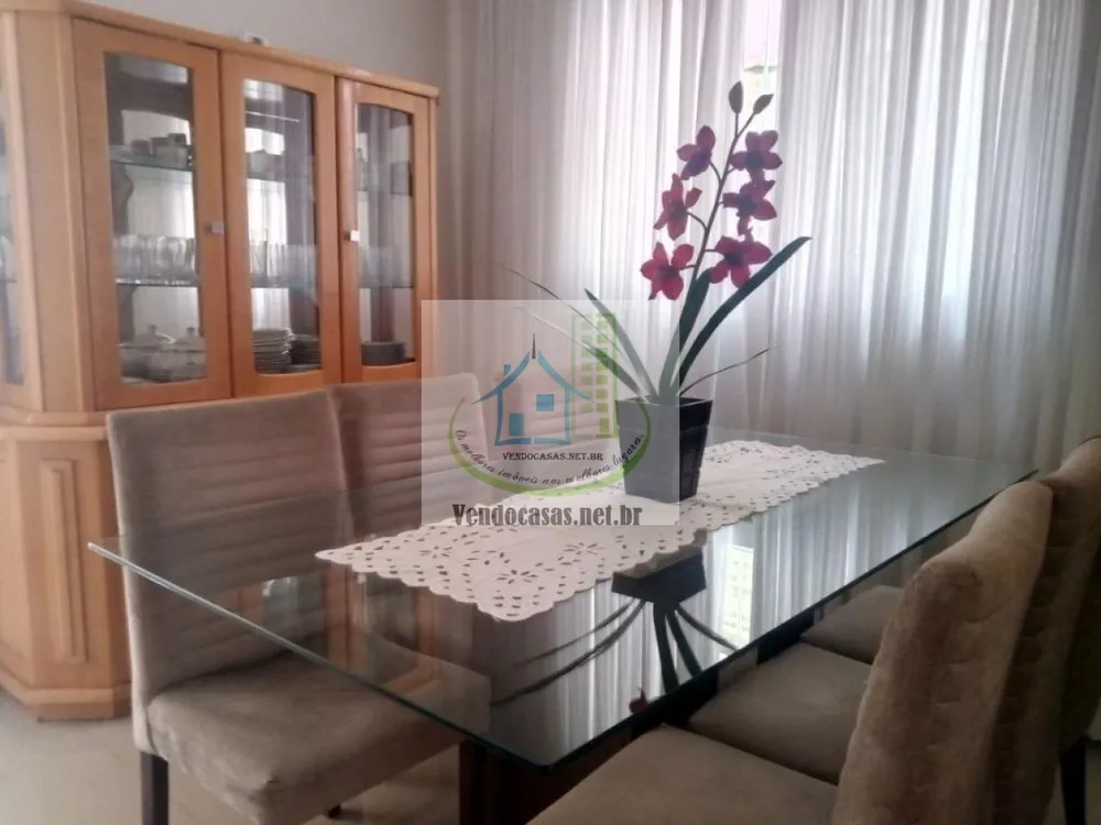 Casa, 3 quartos, 142 m² - Foto 1