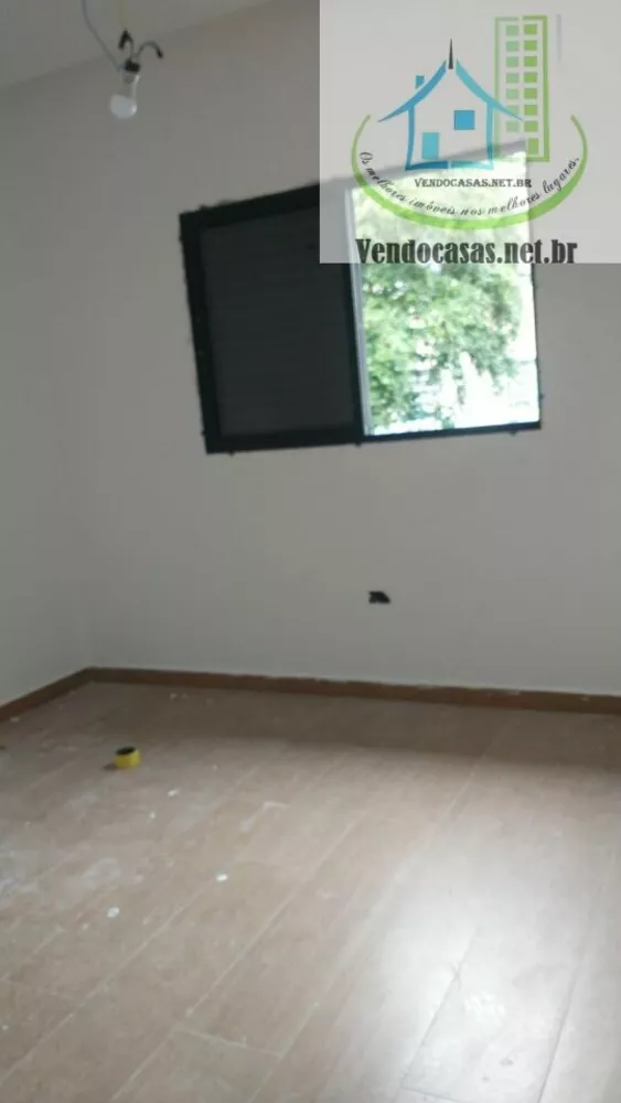 Casa à venda com 3 quartos, 98m² - Foto 7