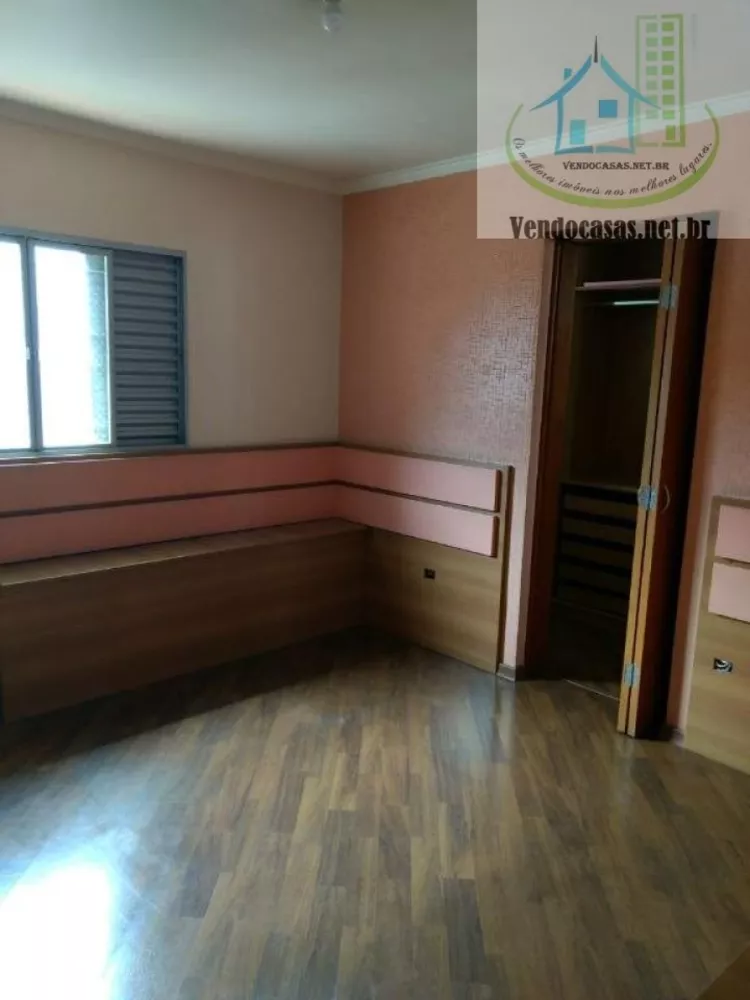 Casa à venda com 3 quartos, 200m² - Foto 3