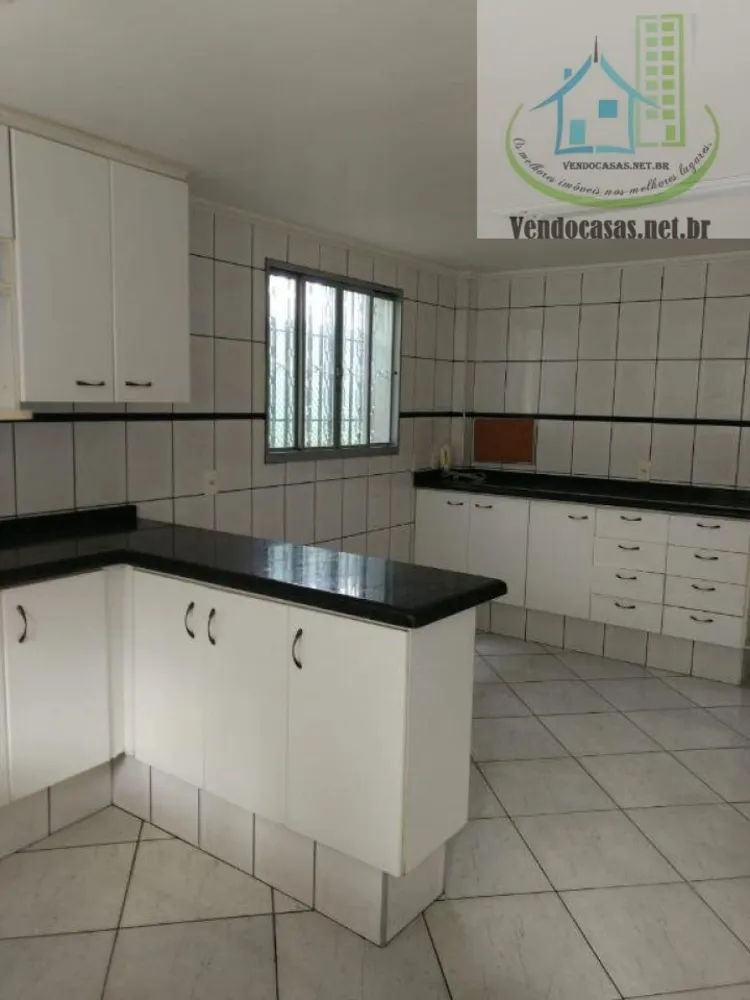 Casa, 3 quartos, 200 m² - Foto 1