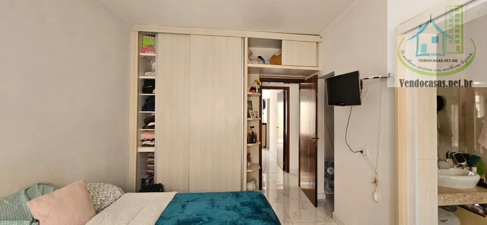 Casa, 4 quartos, 256 m² - Foto 13