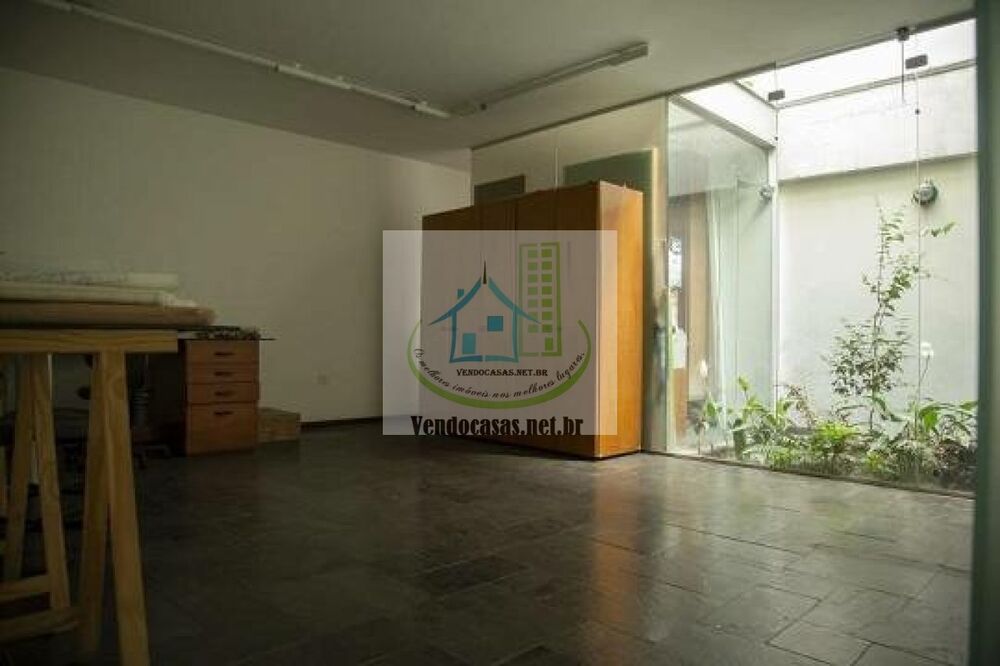 Casa à venda e aluguel com 4 quartos, 200m² - Foto 3