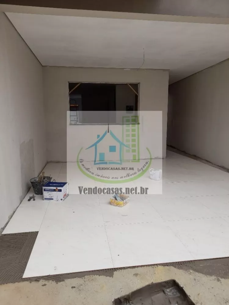 Casa à venda com 3 quartos, 125m² - Foto 2