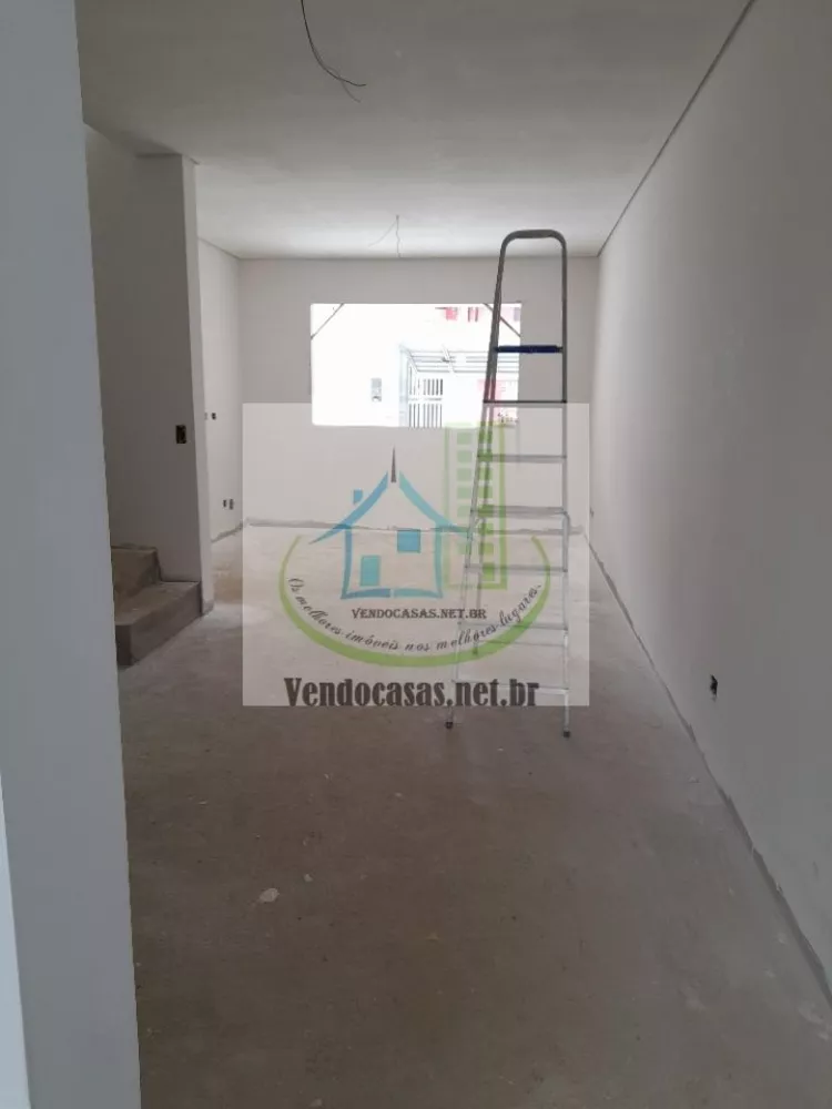 Casa à venda com 3 quartos, 125m² - Foto 3