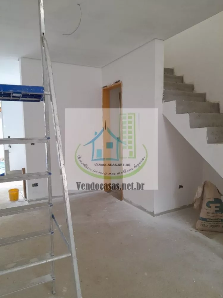 Casa à venda com 3 quartos, 125m² - Foto 4