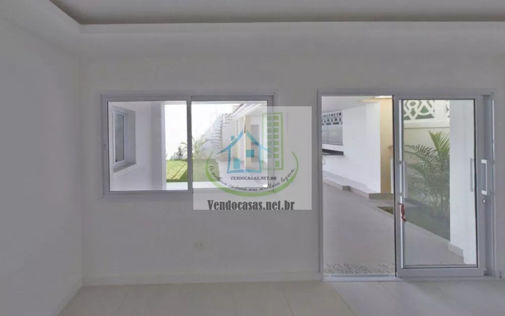 Casa à venda com 4 quartos, 300m² - Foto 10