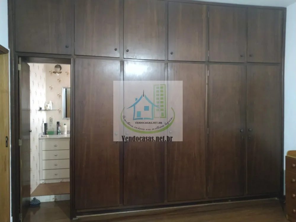 Casa, 3 quartos, 225 m² - Foto 13