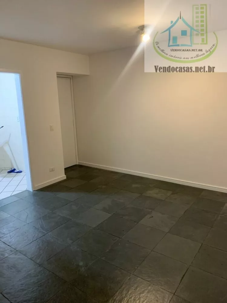 Apartamento à venda com 2 quartos, 62m² - Foto 1