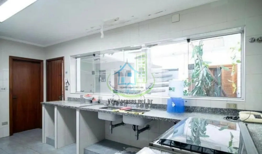 Casa, 4 quartos, 346 m² - Foto 23