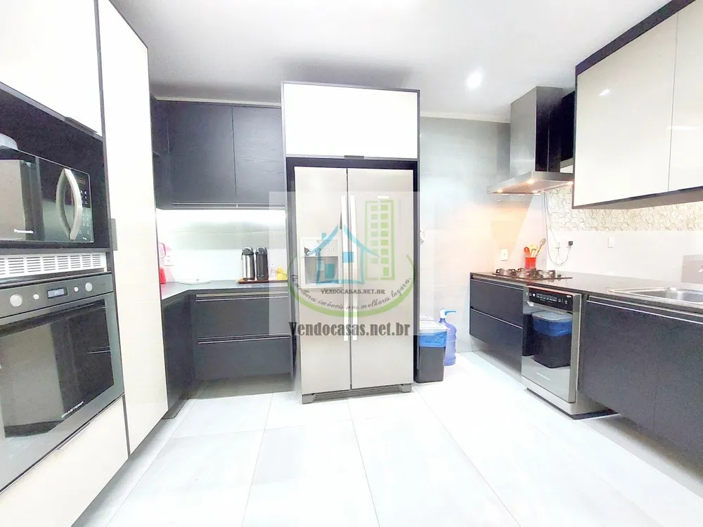 Casa, 3 quartos, 264 m² - Foto 10