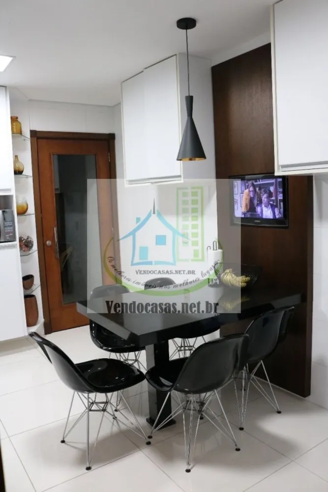 Casa, 3 quartos, 200 m² - Foto 2
