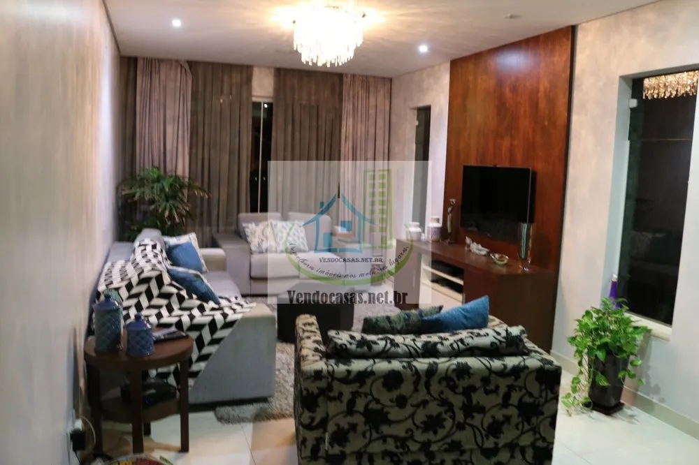 Casa, 3 quartos, 200 m² - Foto 8