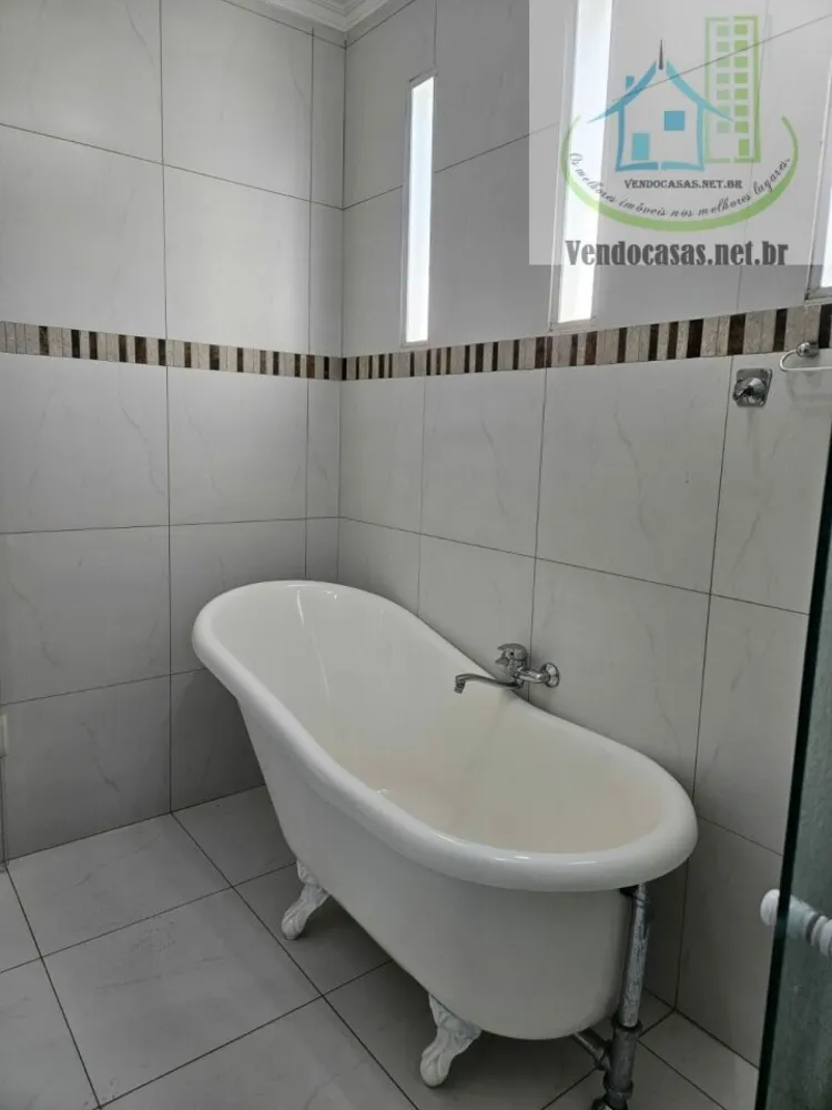 Casa, 4 quartos, 250 m² - Foto 11