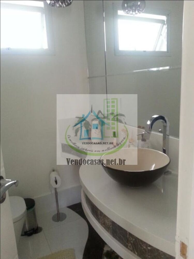 Casa, 3 quartos, 260 m² - Foto 1