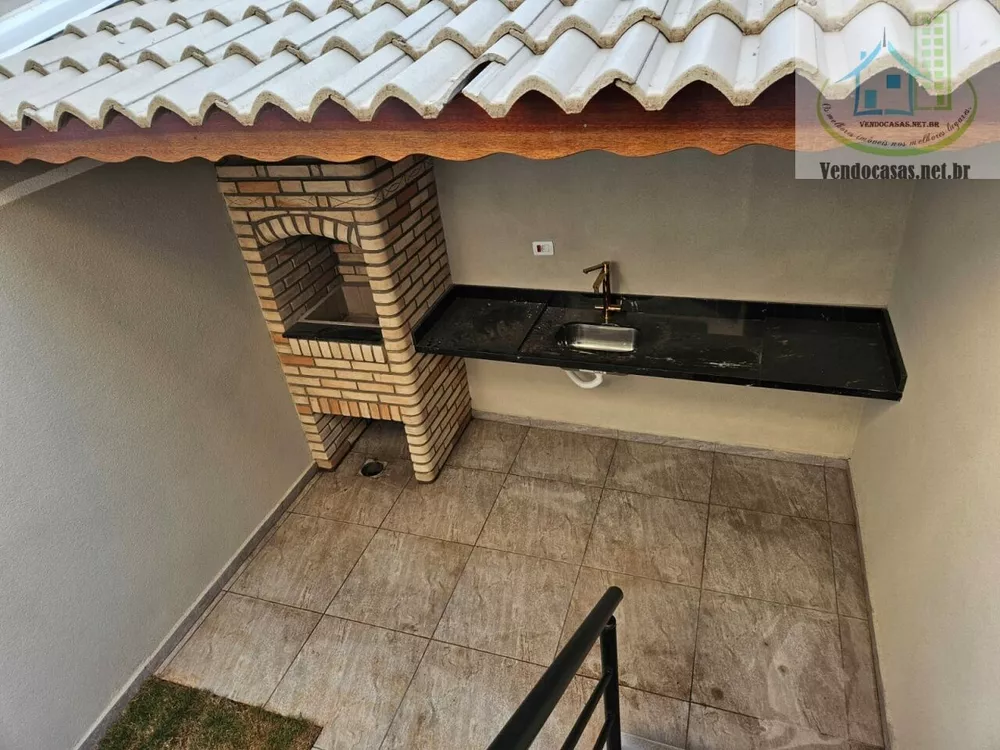 Casa à venda com 3 quartos, 99m² - Foto 8