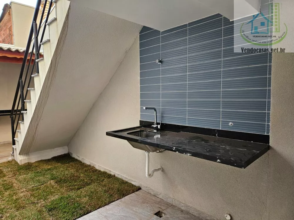 Casa à venda com 3 quartos, 99m² - Foto 5