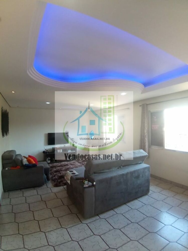 Casa, 3 quartos, 252 m² - Foto 2