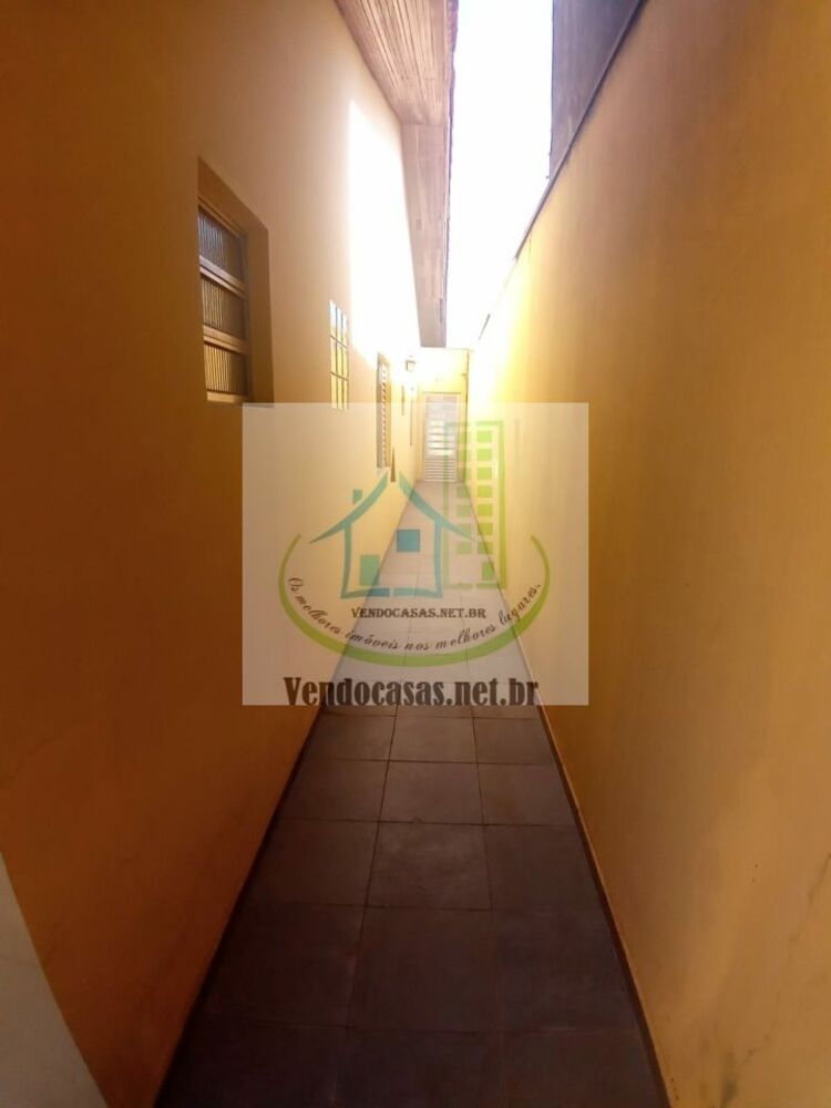 Casa, 3 quartos, 252 m² - Foto 4