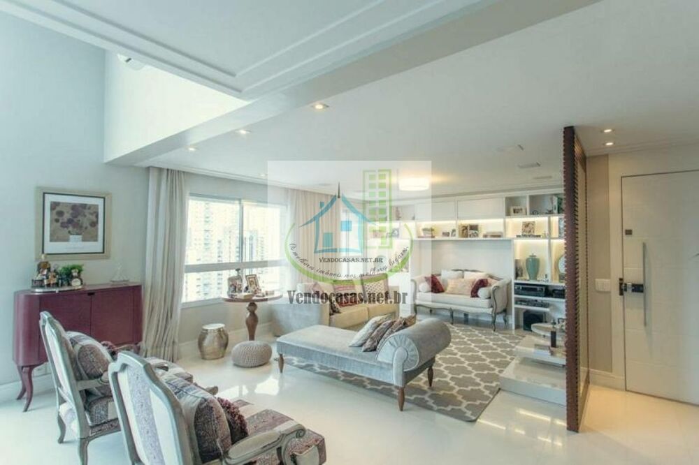 Apartamento, 3 quartos, 225 m² - Foto 1
