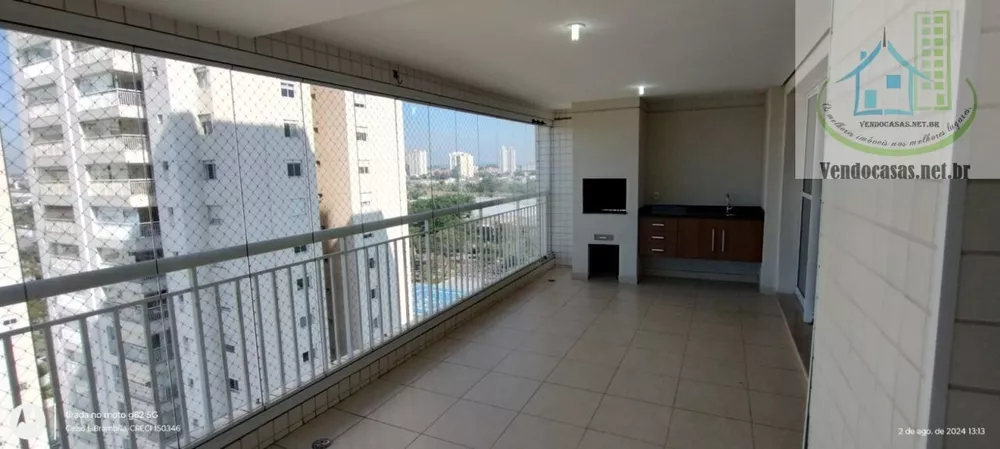 Apartamento para alugar com 3 quartos, 136m² - Foto 2