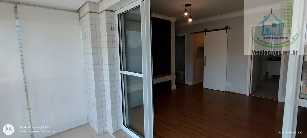 Apartamento à venda e aluguel com 3 quartos, 98m² - Foto 4