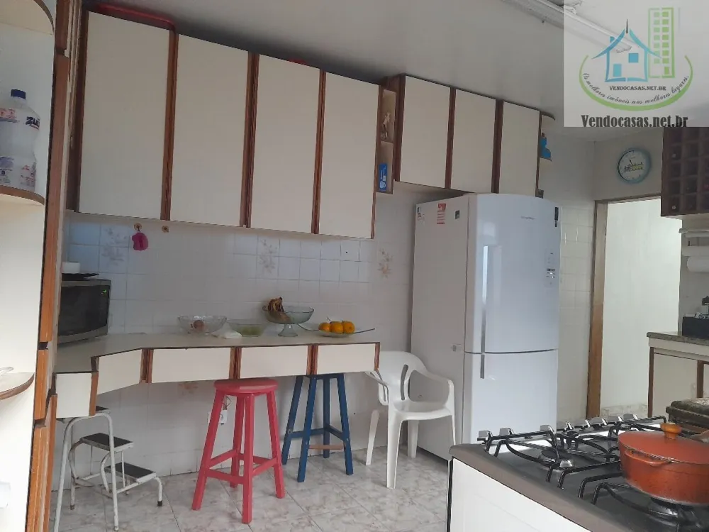 Casa, 4 quartos, 200 m² - Foto 2
