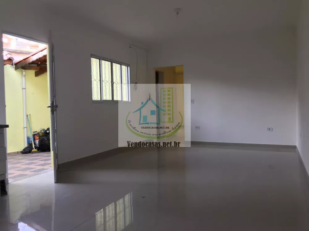 Casa à venda com 2 quartos, 120m² - Foto 9