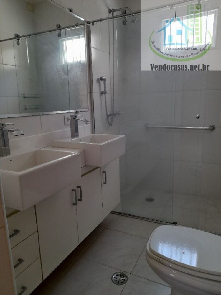 Casa à venda e aluguel com 3 quartos, 220m² - Foto 6