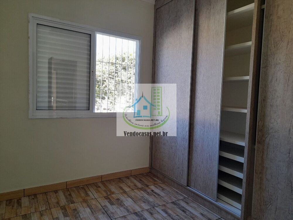 Casa à venda e aluguel com 2 quartos, 60m² - Foto 3