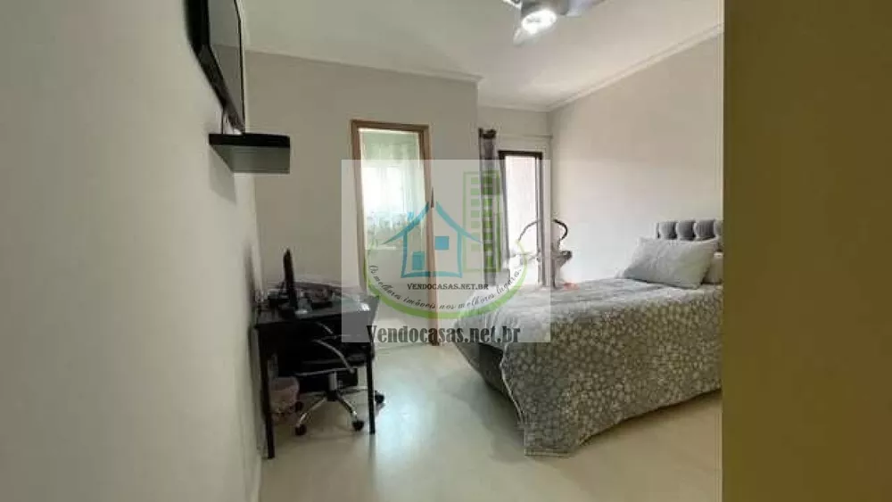Casa, 3 quartos, 240 m² - Foto 2