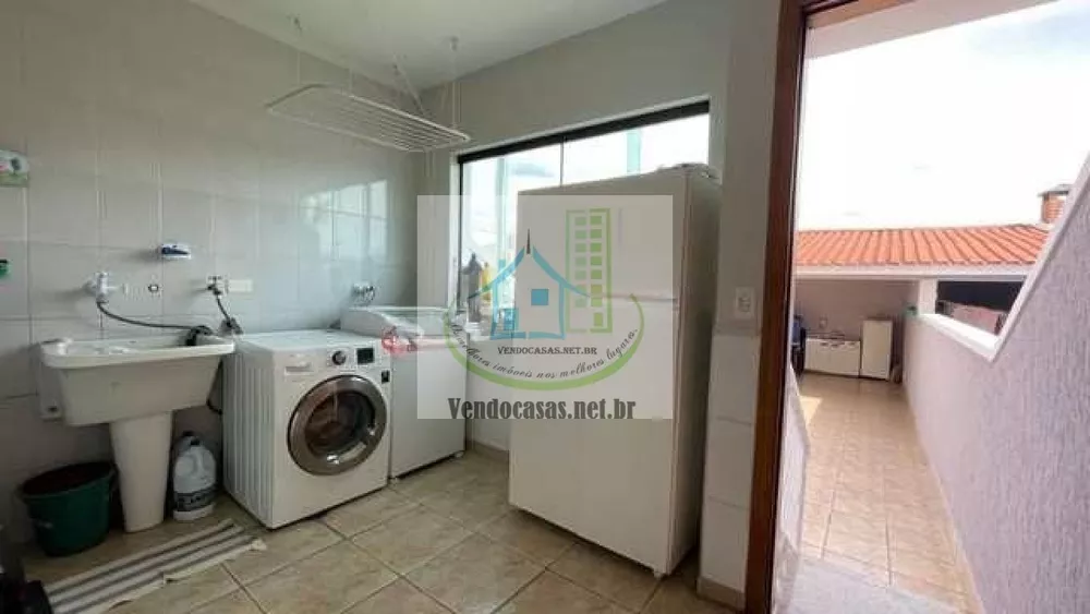Casa, 3 quartos, 240 m² - Foto 3