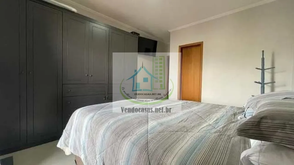 Casa, 3 quartos, 240 m² - Foto 14