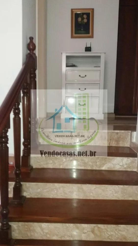 Casa à venda com 4 quartos, 237m² - Foto 18