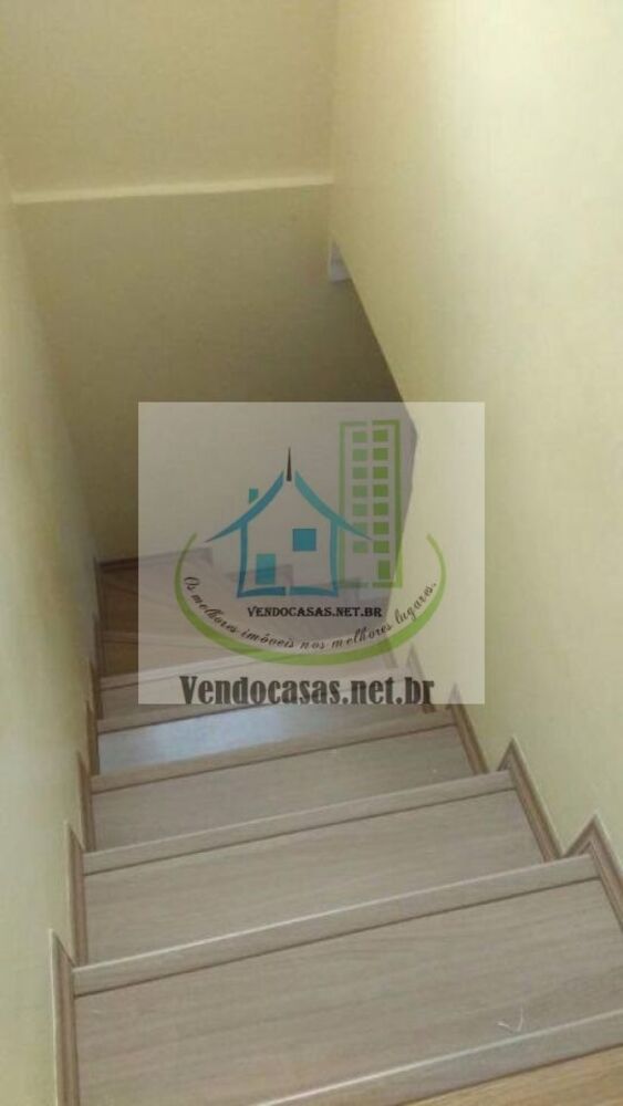 Casa à venda com 3 quartos, 175m² - Foto 4