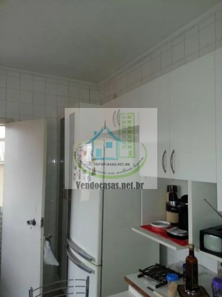 Casa à venda com 3 quartos, 190m² - Foto 4