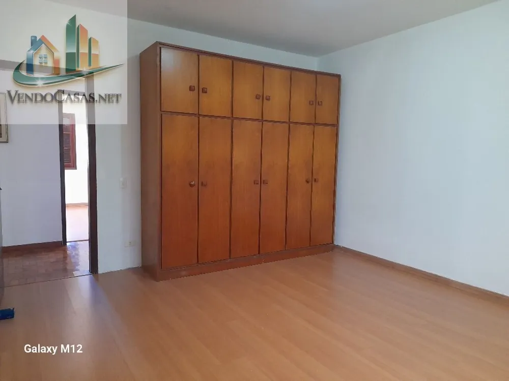 Casa, 4 quartos, 256 m² - Foto 1