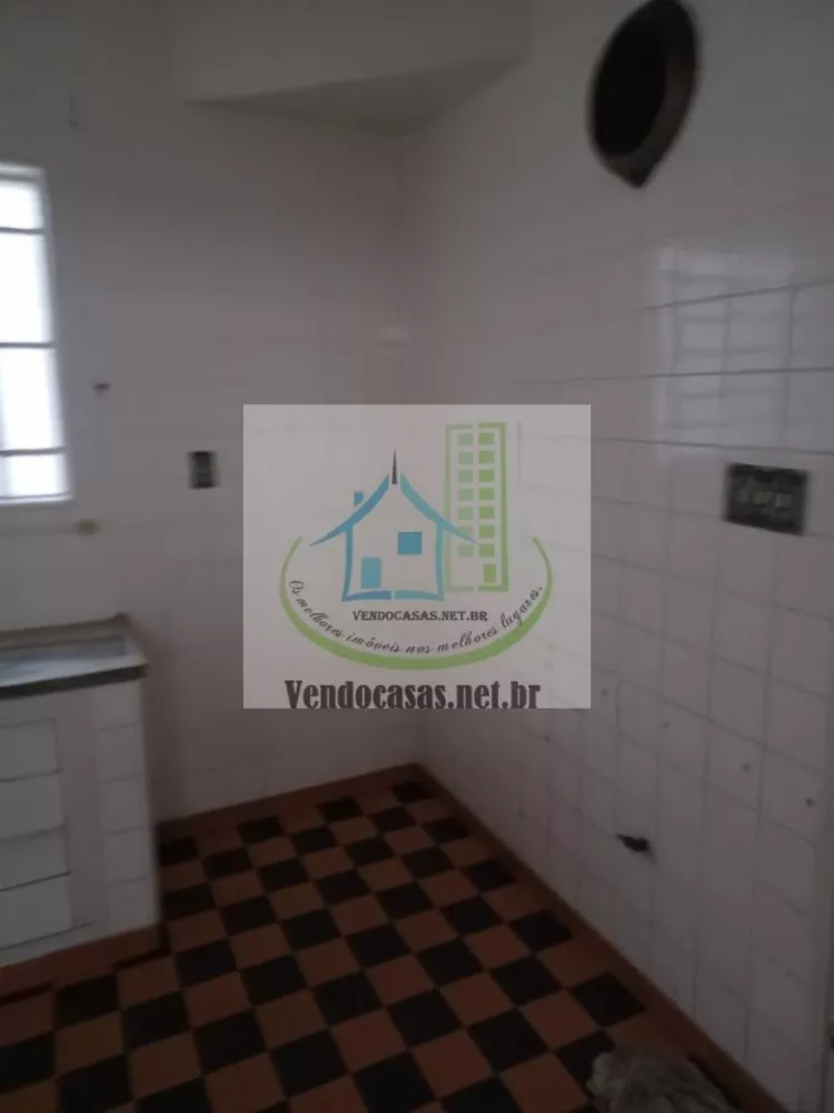 Casa, 3 quartos, 235 m² - Foto 2