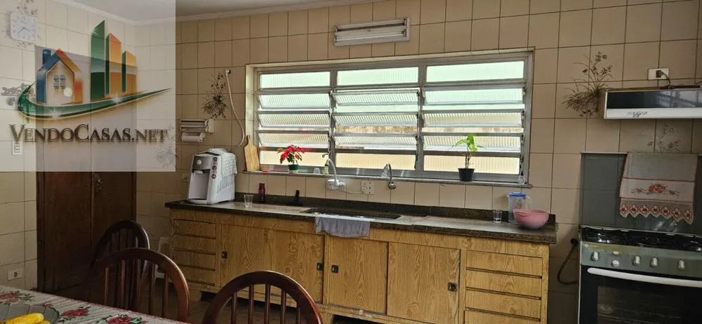 Casa, 4 quartos, 324 m² - Foto 2
