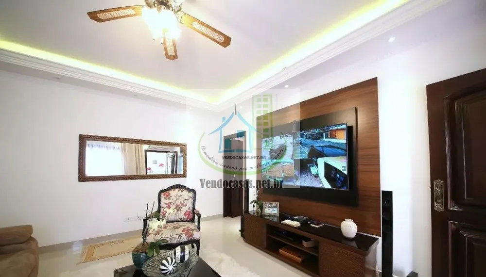 Casa, 3 quartos, 200 m² - Foto 13