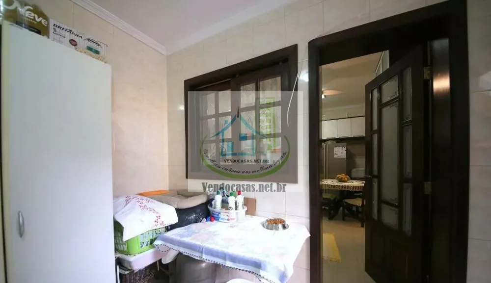 Casa, 3 quartos, 200 m² - Foto 2
