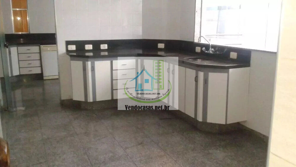 Casa, 3 quartos, 300 m² - Foto 11