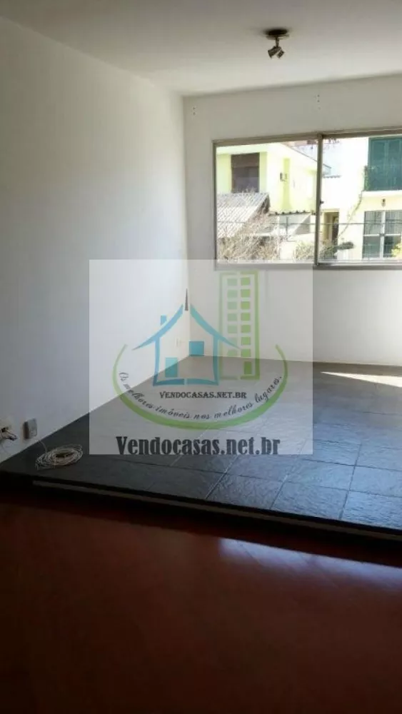 Apartamento à venda com 2 quartos, 60m² - Foto 1